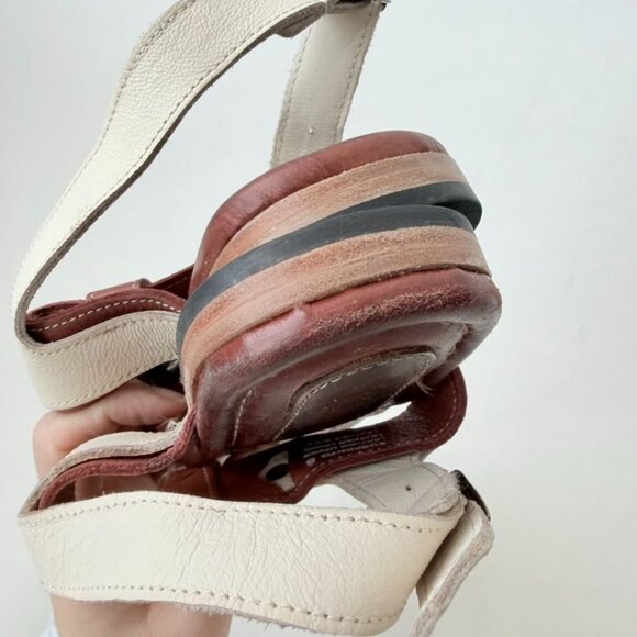 Freebird by Steven Sorrento Leather T-Strap Sandals – Brown/Cream Size 8 - Picture 6 of 9
